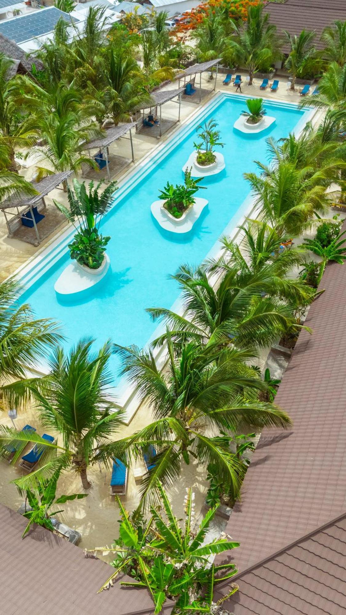 Fun Beach Hotel 잠비아니 외부 사진